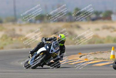 media/Oct-07-2023-CVMA (Sat) [[f84d08e330]]/Race 5 Amatuer Formula Middleweight/
